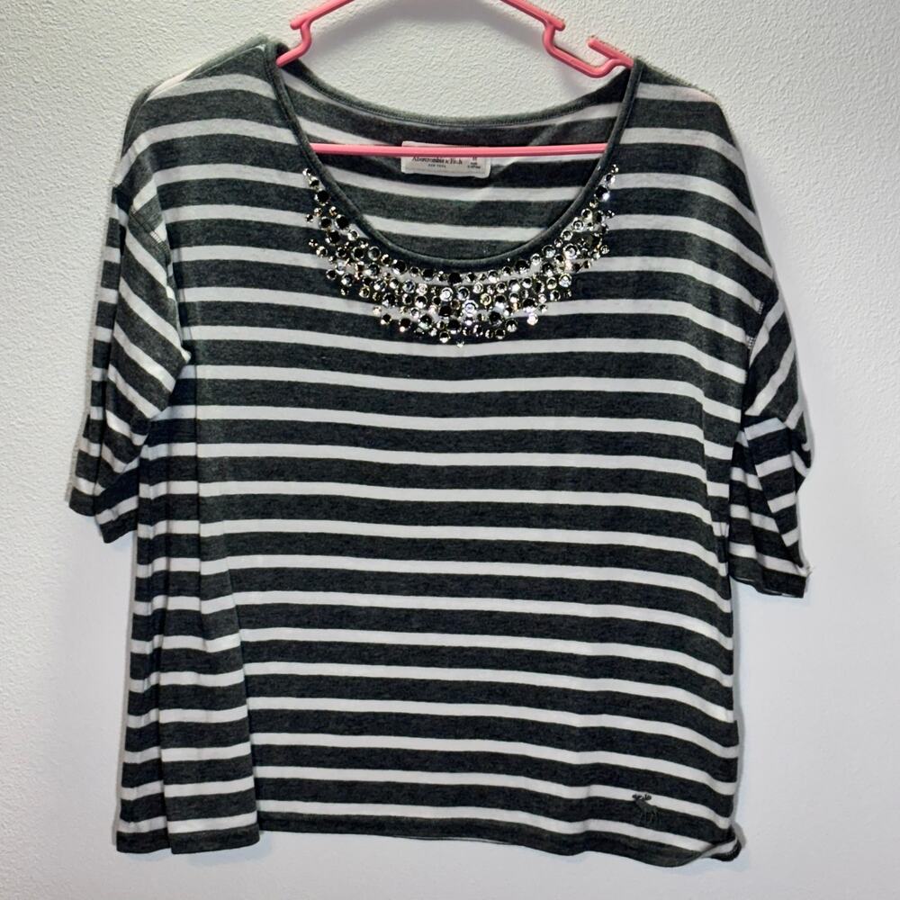 Abercrombie & Fitch Jeweled Neck Striped Top | Women’s M Gray White Soft Knit